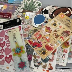 Crafters Dream! Tons of stuff. $10